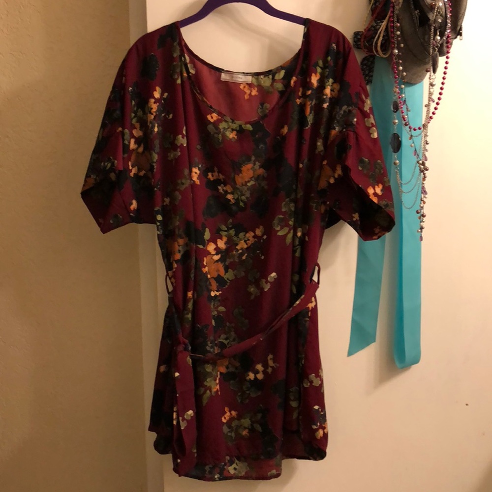 Maroon and Floral Belted Tunic Top 2X